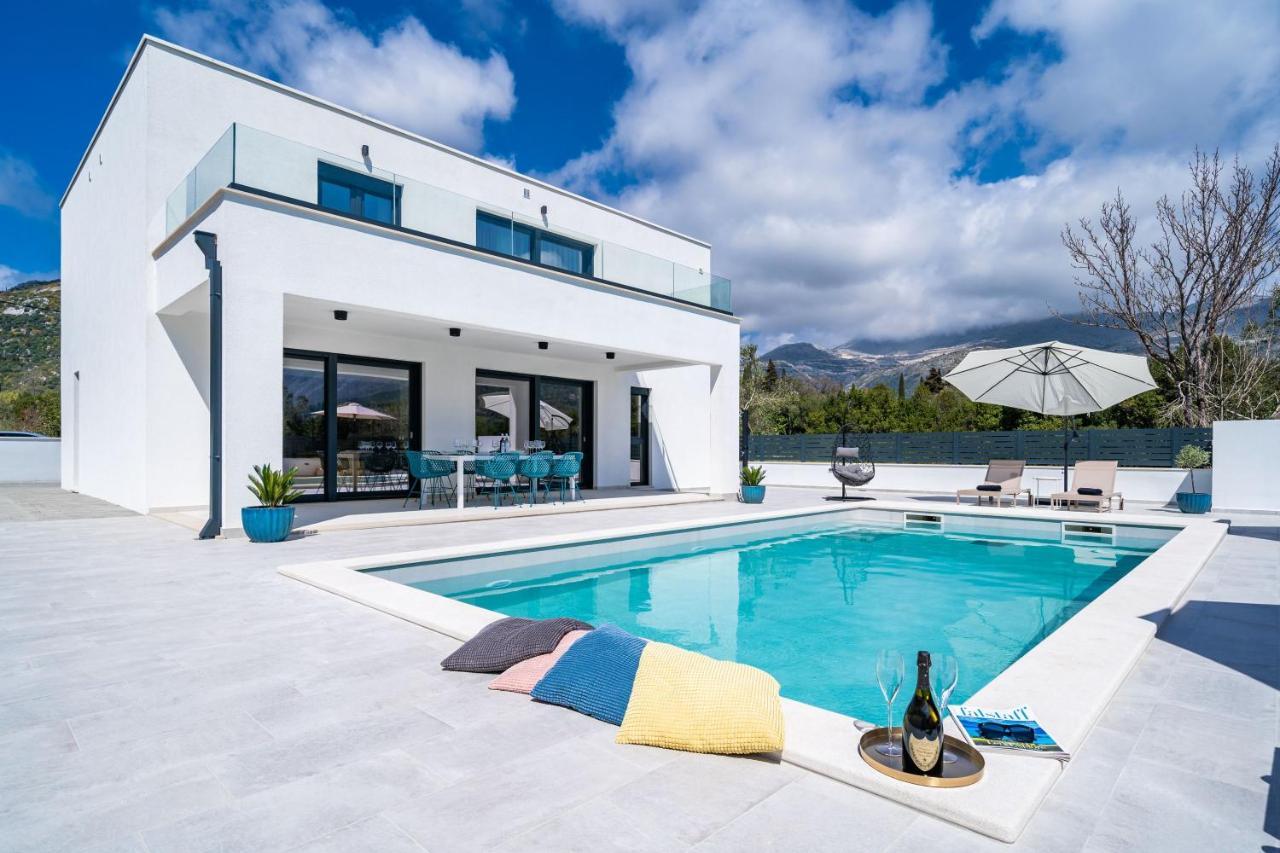 Villa Invigo - Brand New Private Pool Villa Mlini Luaran gambar