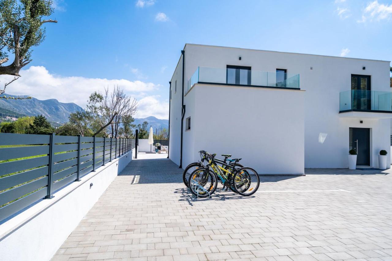 Villa Invigo - Brand New Private Pool Villa Mlini Luaran gambar